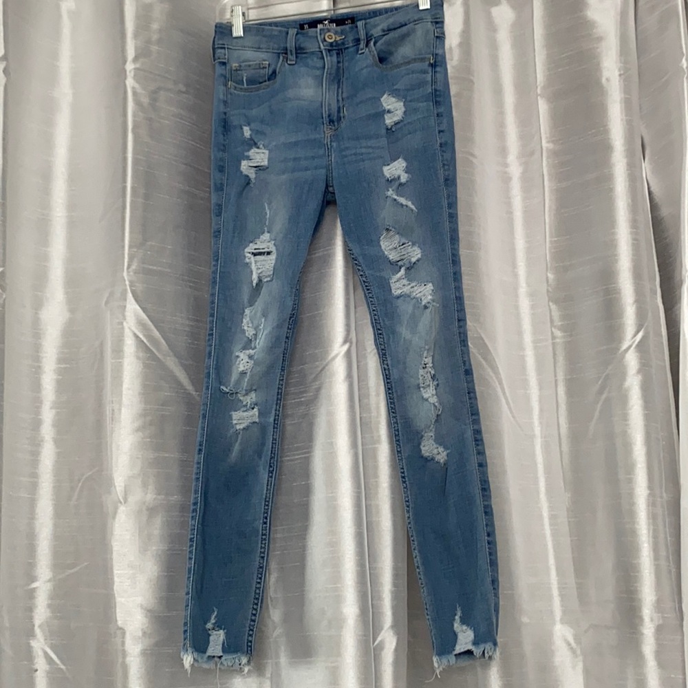 Ripped jeans